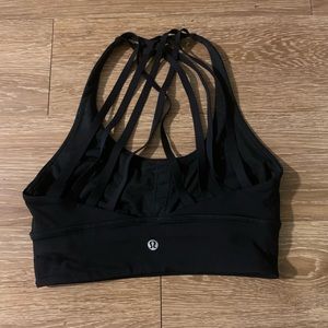 Lululemon Free to Be Moved bra